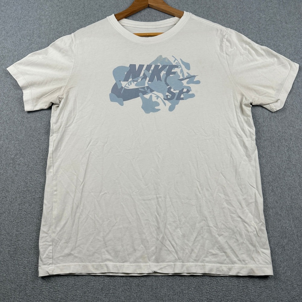 Nike T-Shirt Mens Large SB Graphic Off-White Short Sleeve Skateboarding Tee
